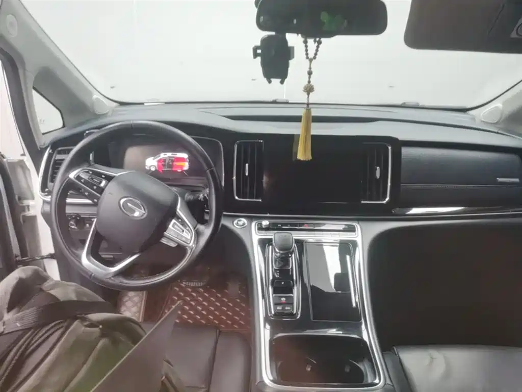 GAC Motor Trumpchi M8 2022 — фото 10