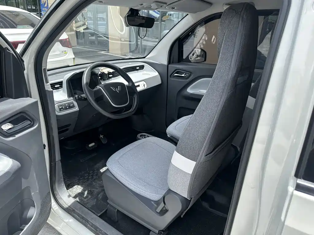 Wuling MINIEV 2023