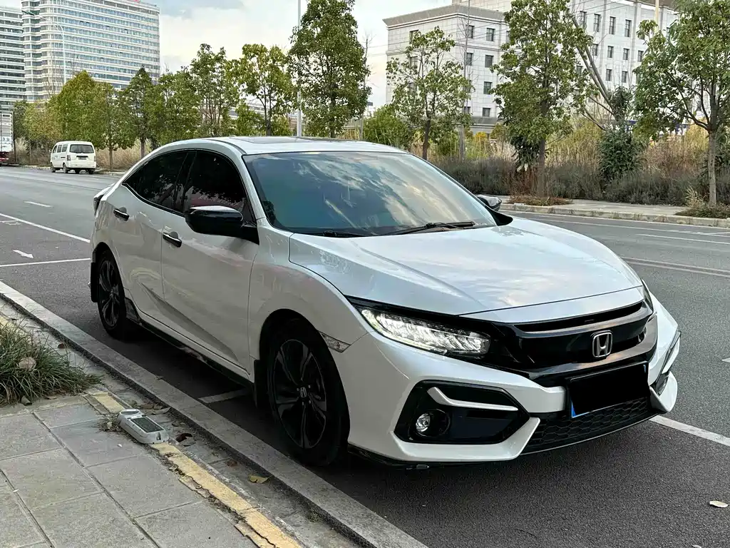Honda Civic 2021 — фото 2