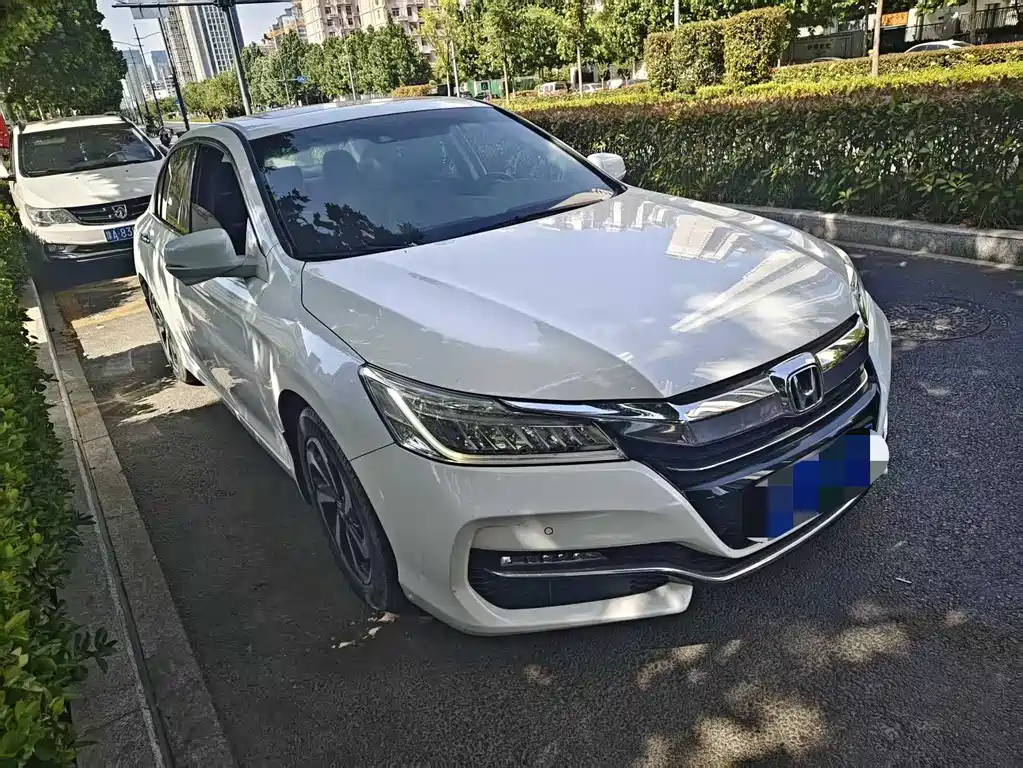Honda Accord 2016 — фото 3
