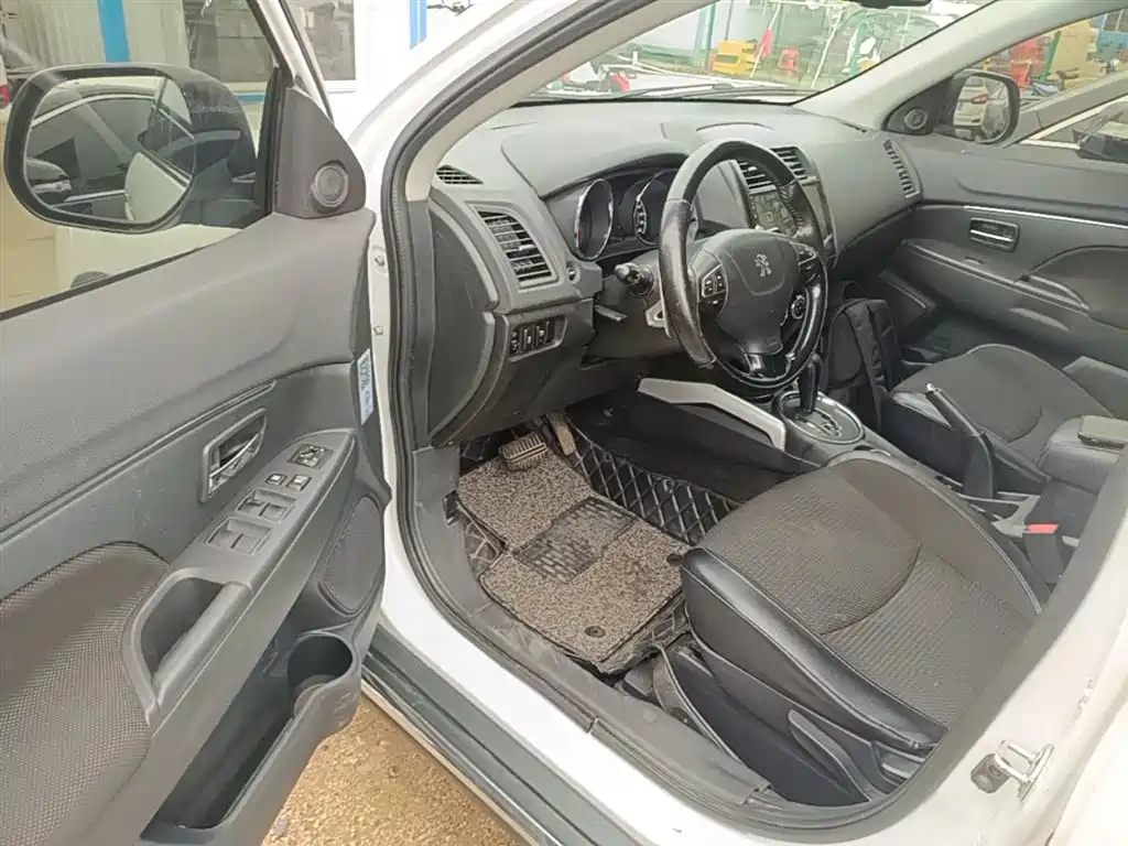 Peugeot 4008 2017 — фото 15