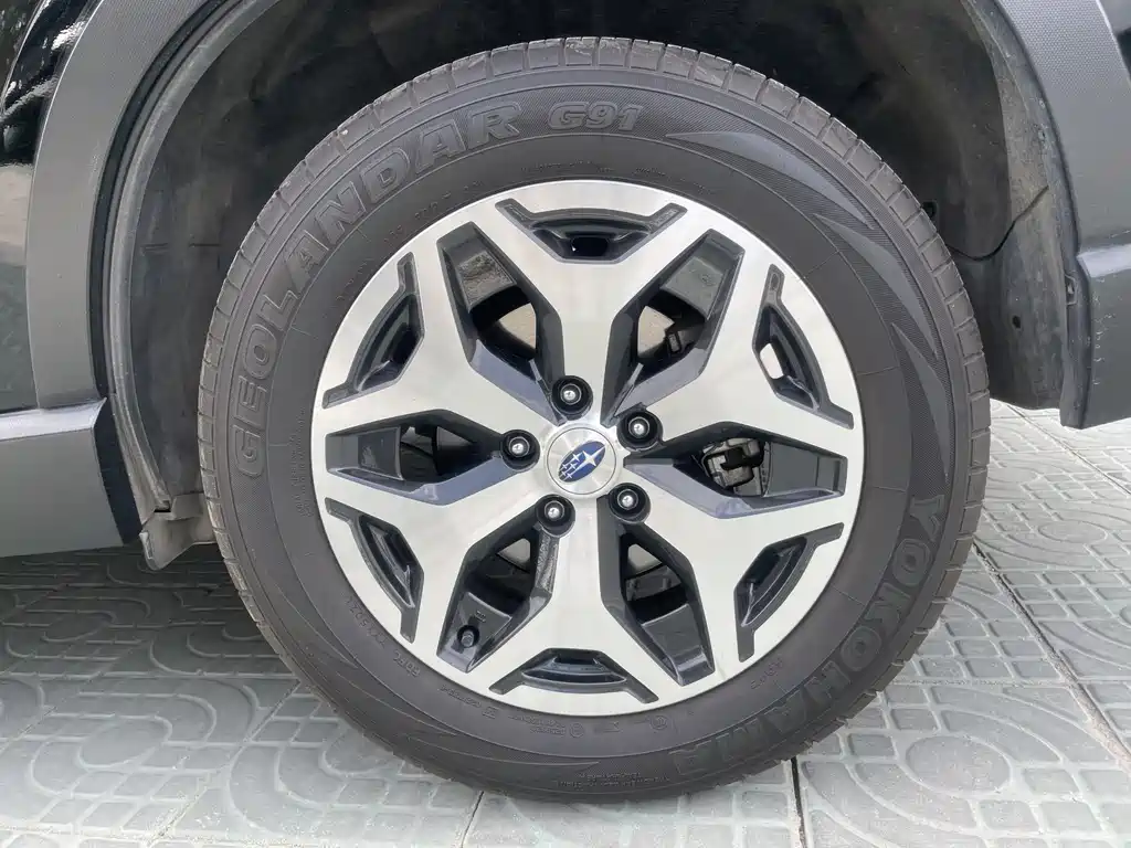 Subaru Forester 2022 — фото 25