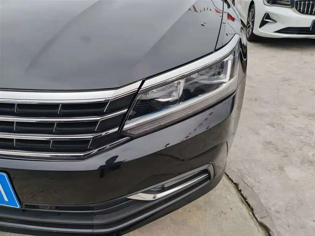 Volkswagen Passat 2019 — фото 24