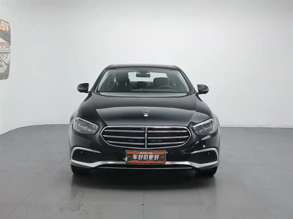 Mercedes-Benz E-Class 2023 — фото 3