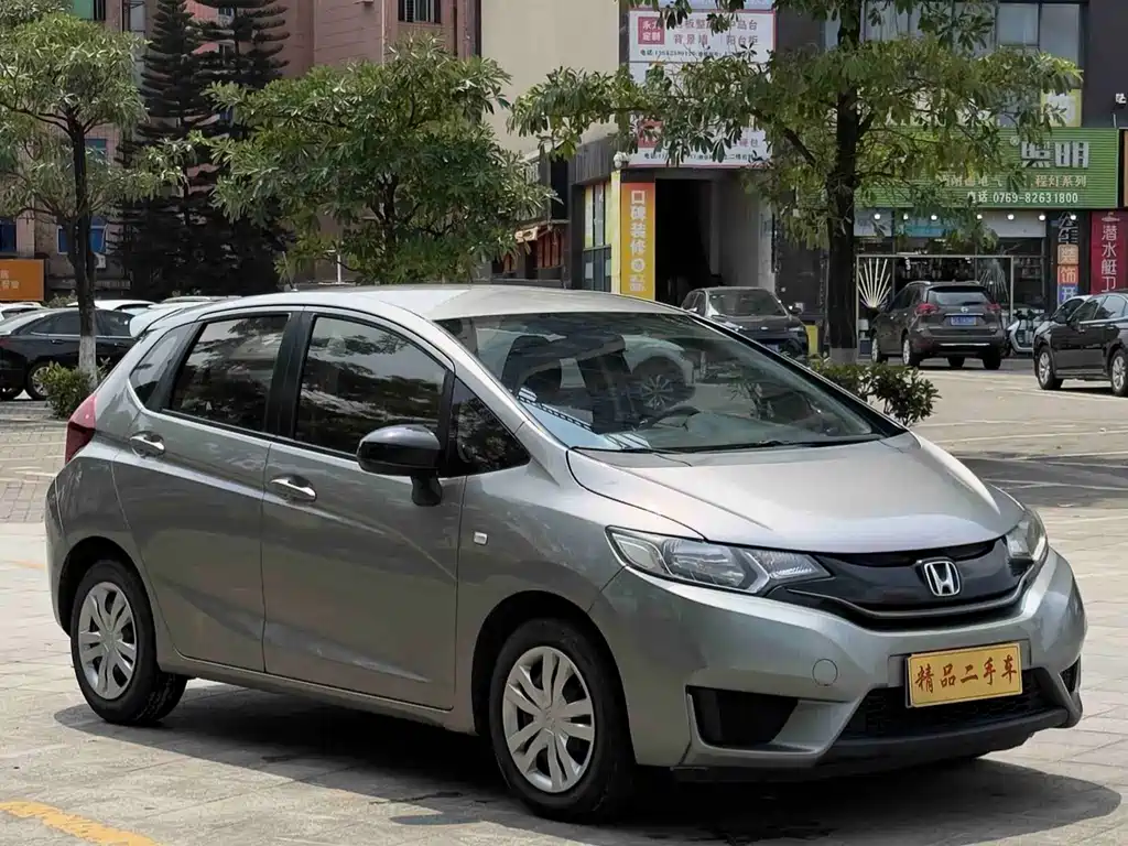 Honda Fit 2017 — фото 3