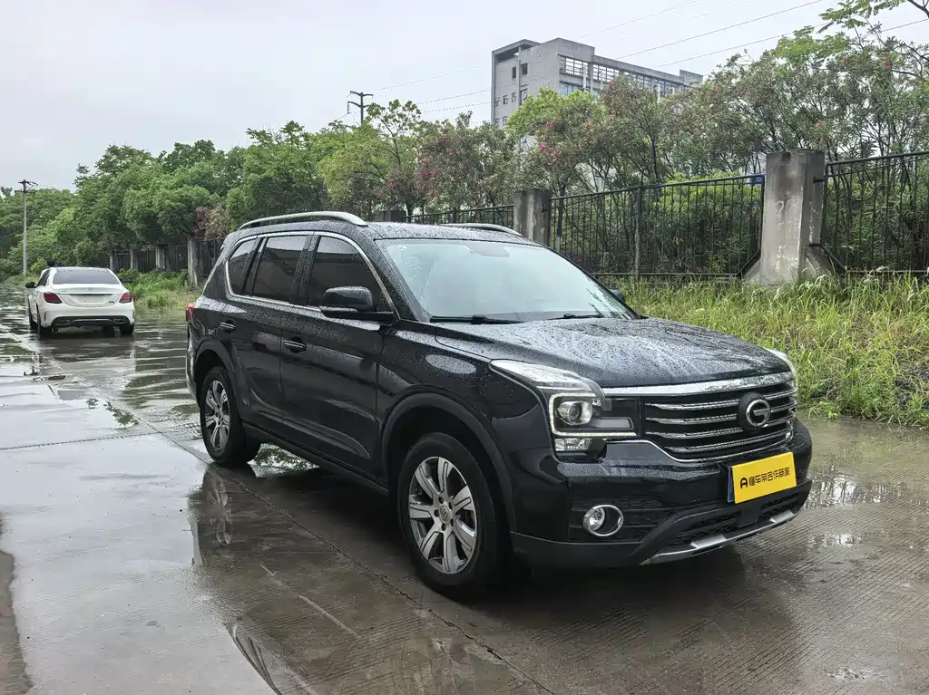 GAC Motor Trumpchi GS7 2020 — фото 3