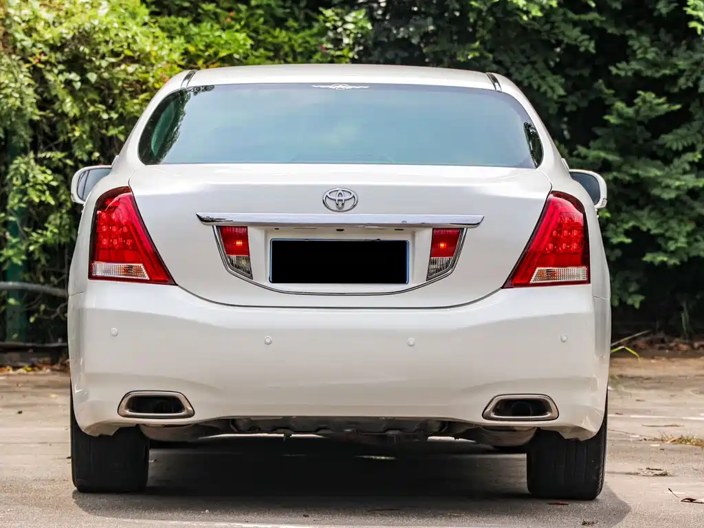 Toyota Crown 2012 — фото 17
