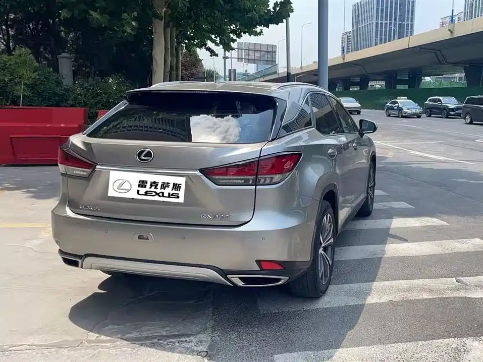 Lexus RX 2020 — фото 3