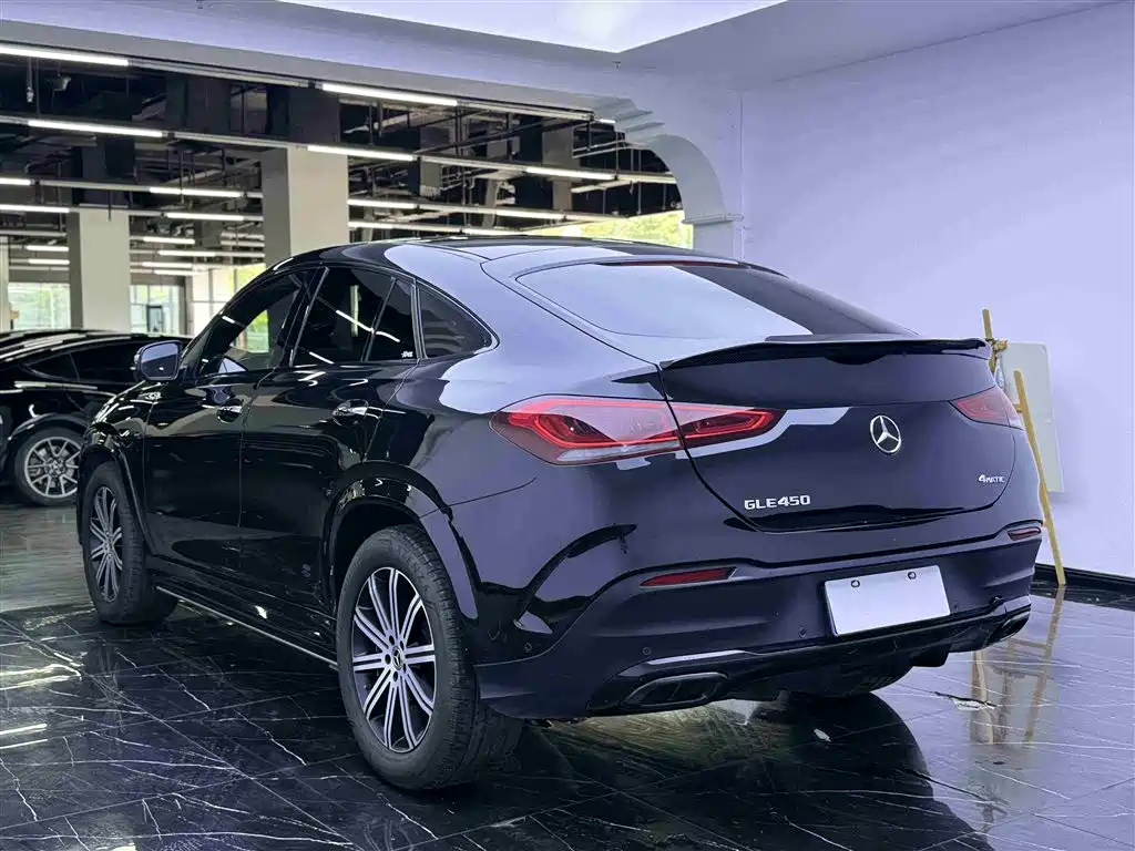 Mercedes-Benz GLE 2021 — фото 18