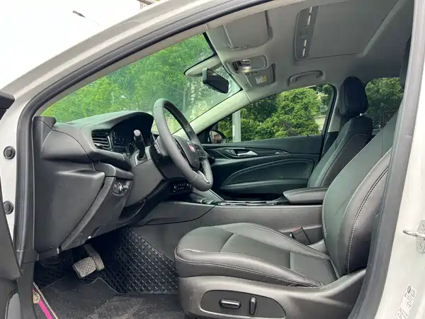 Buick Regal 2024