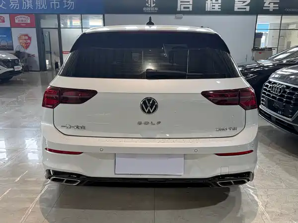 Volkswagen Golf 2022