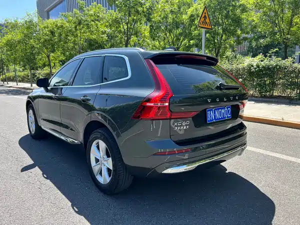 Volvo XC60 2022