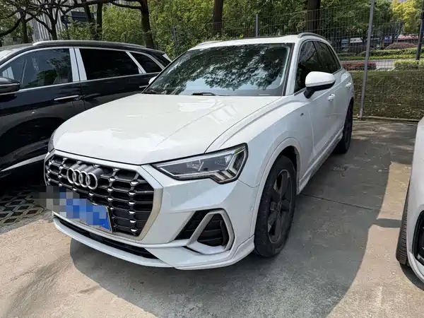 Audi Q3 2022