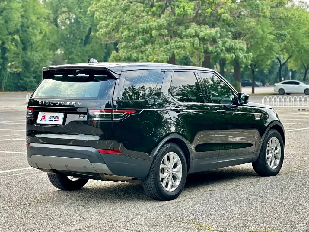 Land Rover Discovery 2018 — фото 9