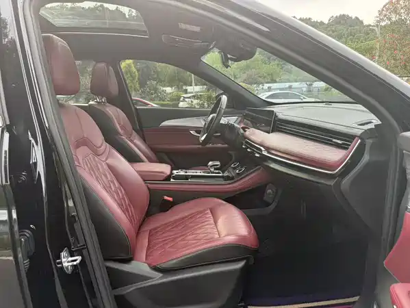 Jetour X70 PLUS 2023