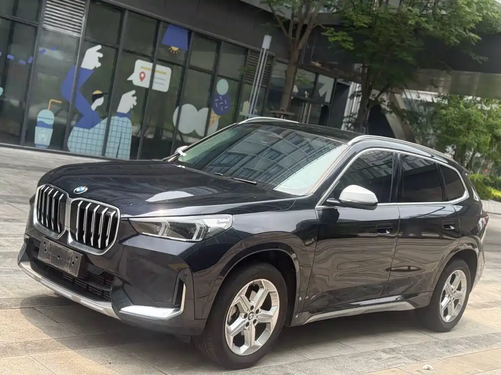 BMW X1 2023 — фото 1
