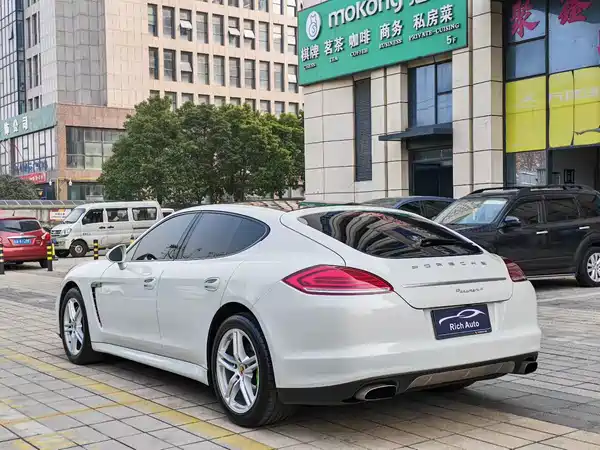 Porsche Panamera 2013
