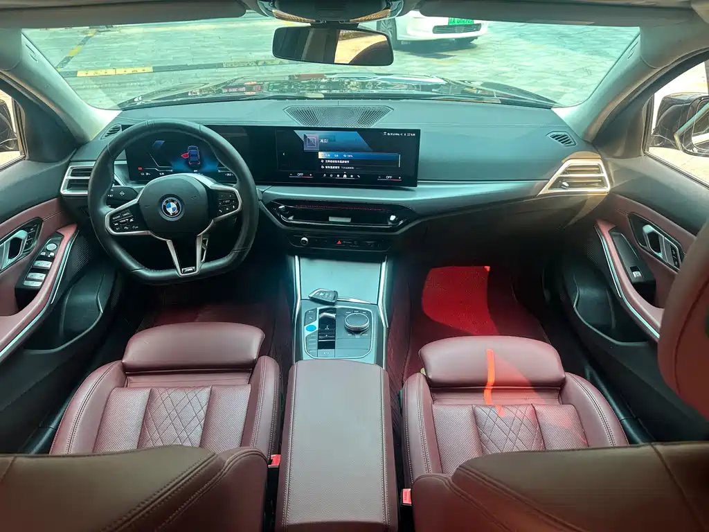 BMW i3 2025 — фото 6