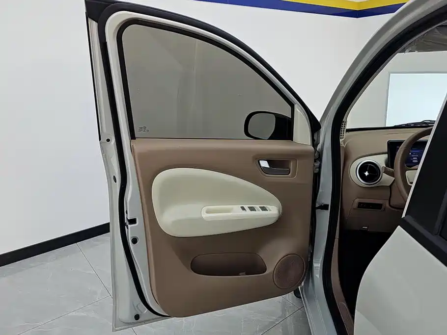 Wuling Hongguang MINIEV 2025