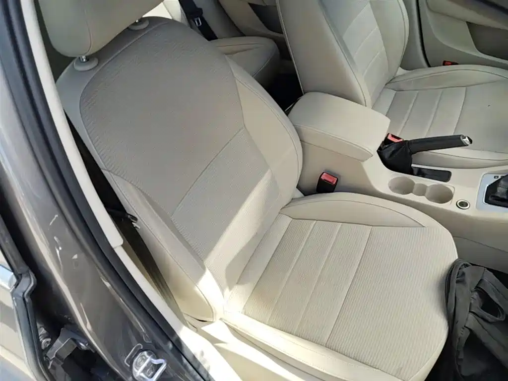 Skoda Octavia 2014 — фото 25