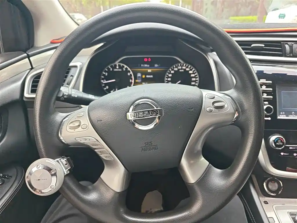 Nissan Murano 2018 — фото 11