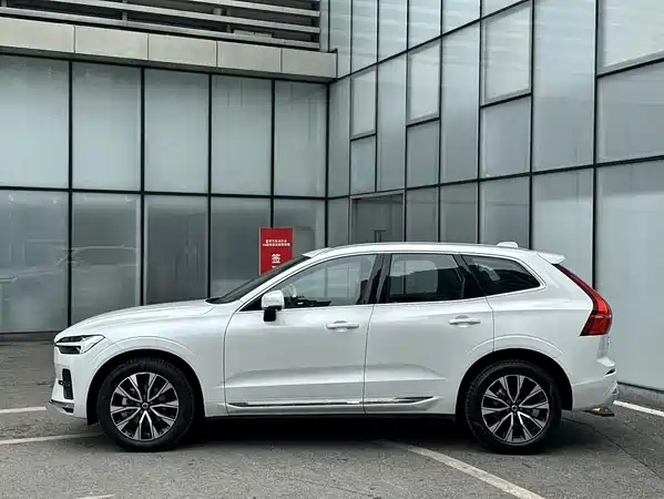 Volvo XC60 2023