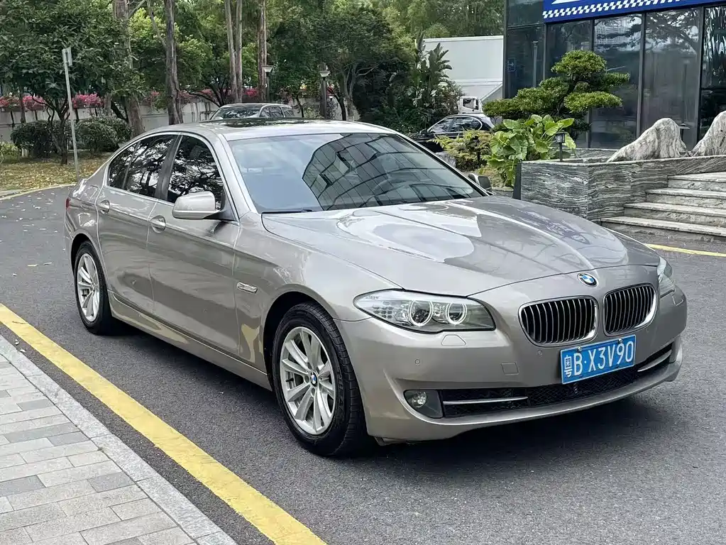 BMW 5 Series 2012