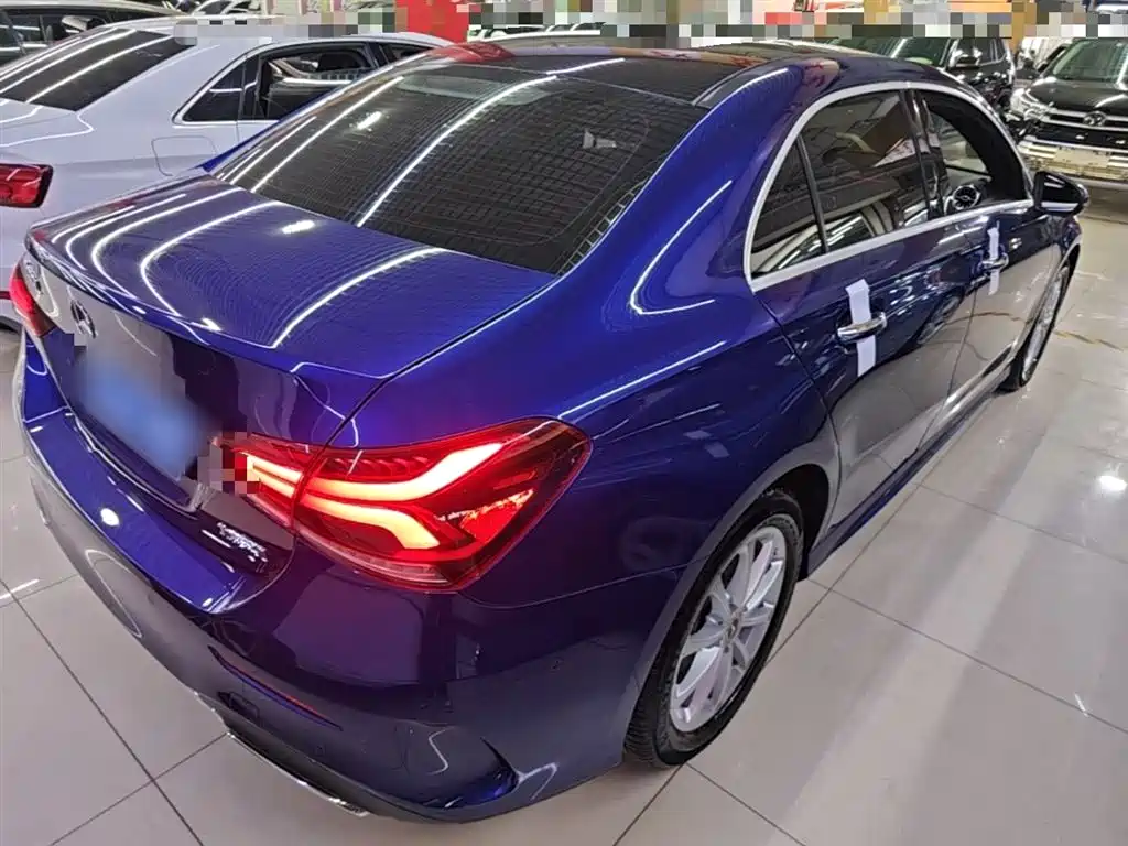 Mercedes-Benz A-Class 2020 — фото 7