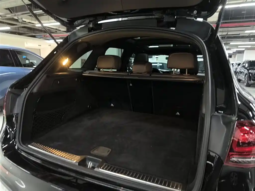 Mercedes-Benz GLC 2019 — фото 19