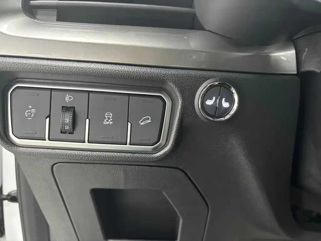 Haval H6 2023 — фото 18