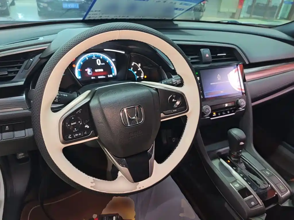 Honda Civic 2021 — фото 10