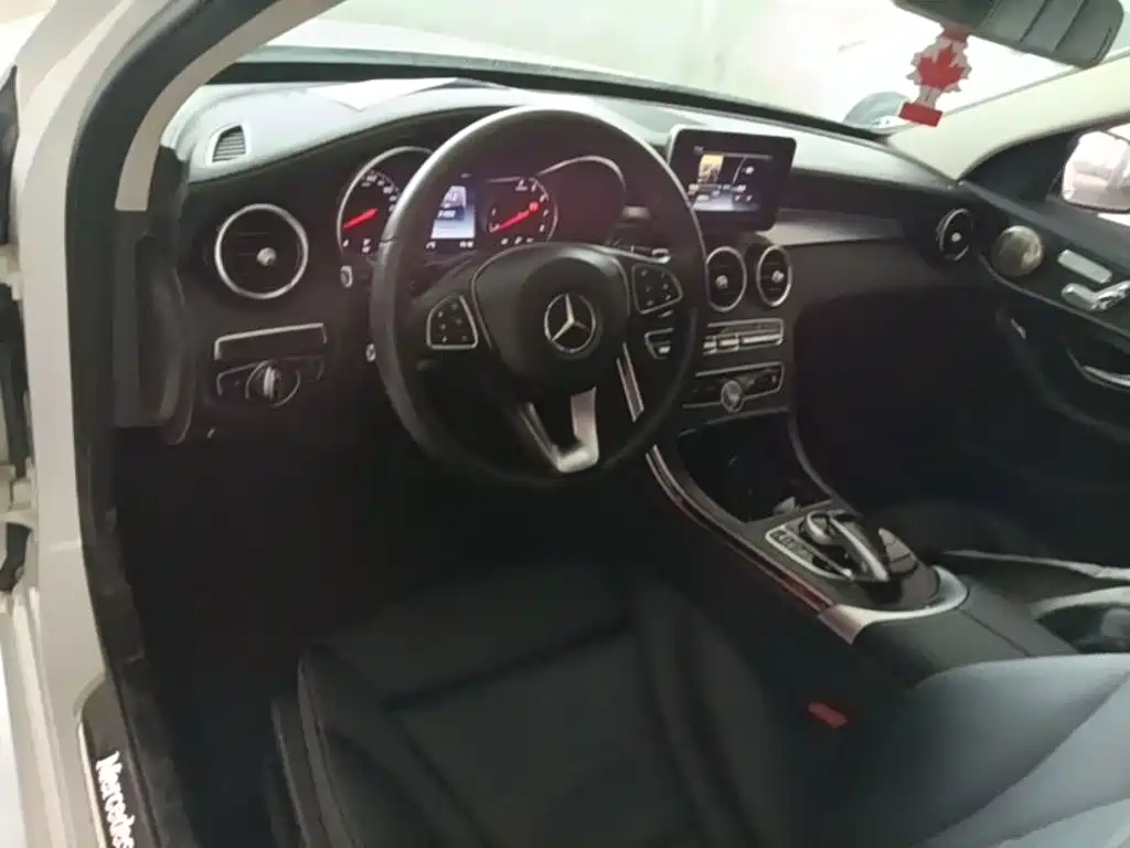 Mercedes-Benz C-Class 2017 — фото 10