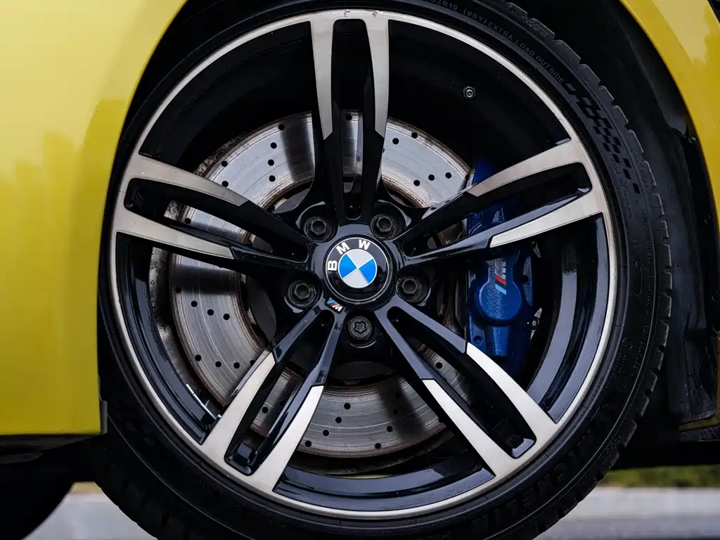 BMW M4 2019 — фото 9