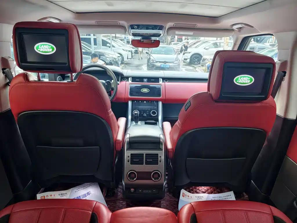 Land Rover Sport 2020 — фото 12