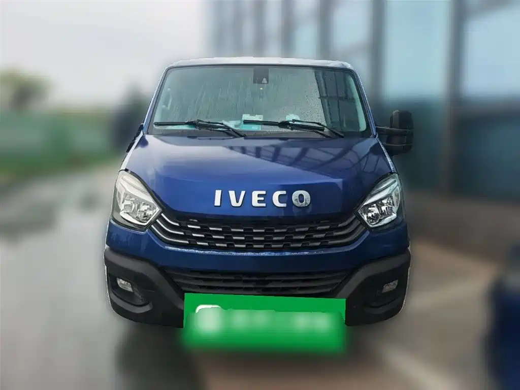 IVECO Ousheng 2021 — фото 24