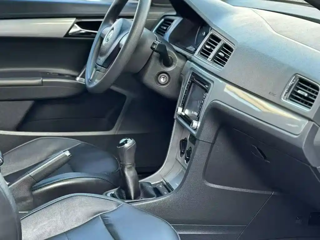 Volkswagen Gran Lavida 2015 — фото 15