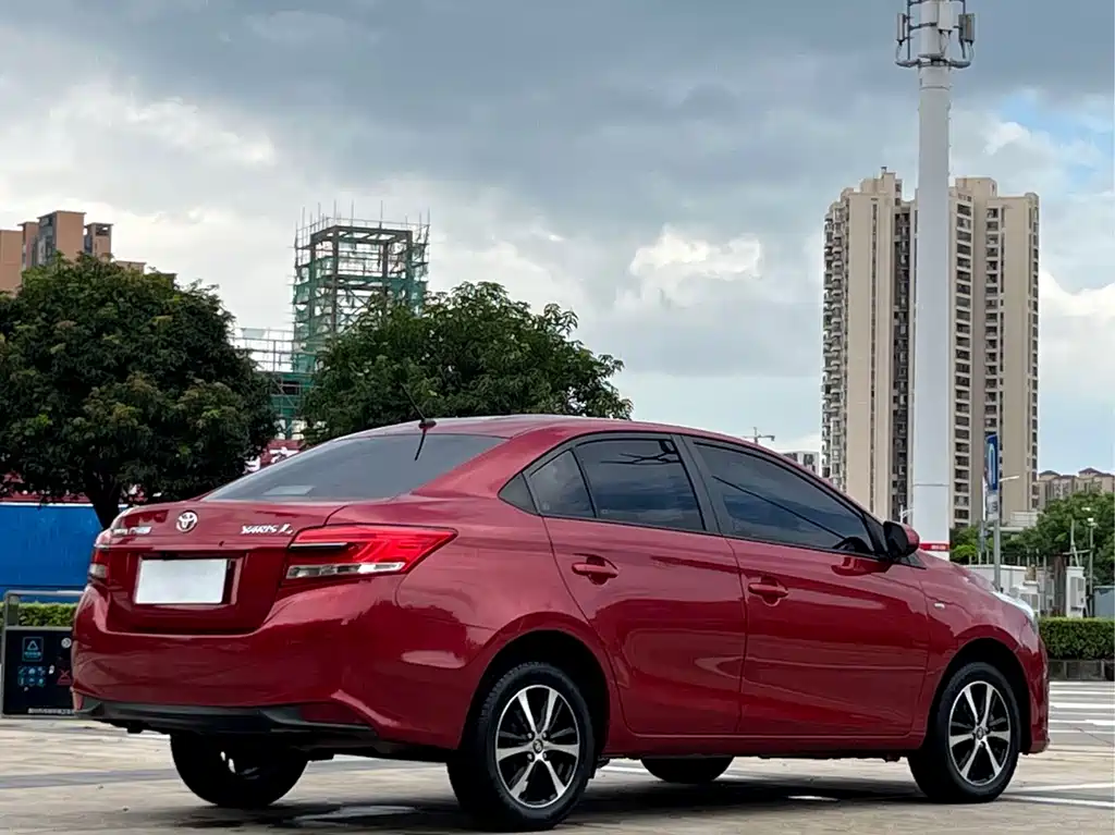 Toyota Yaris L 2019