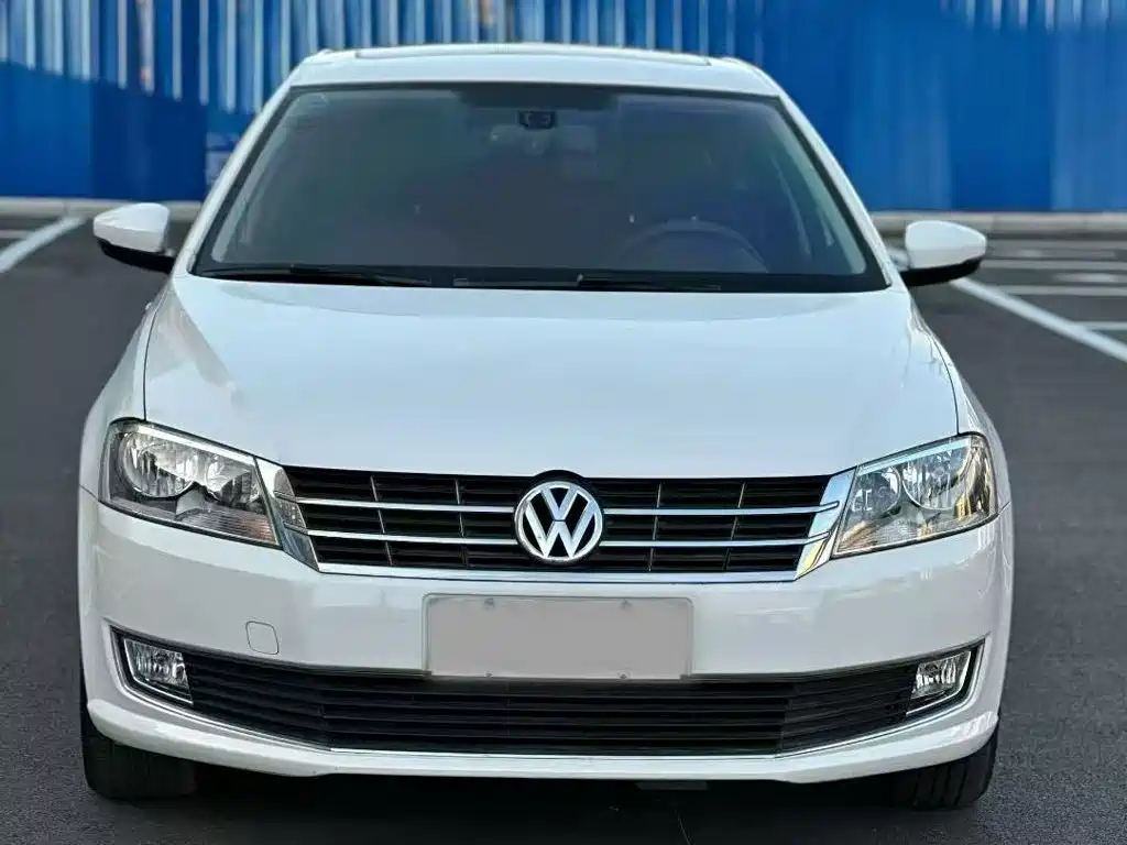 Volkswagen Gran Lavida 2015
