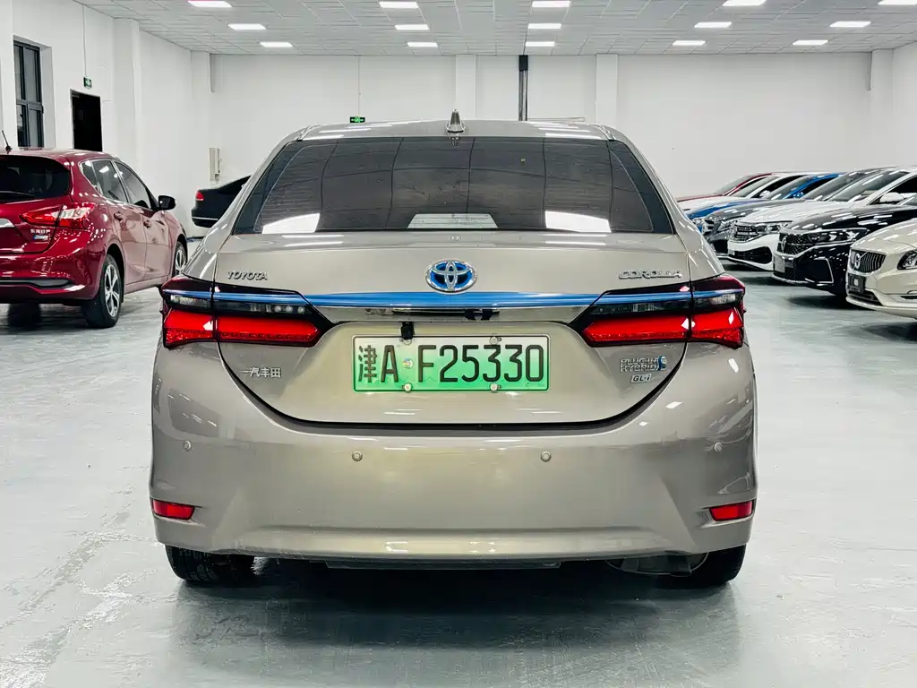 Toyota Corolla Hybrid 2019 — фото 8