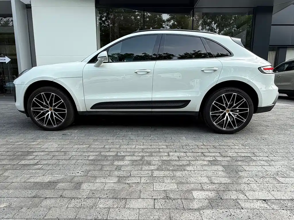 Porsche Macan 2022