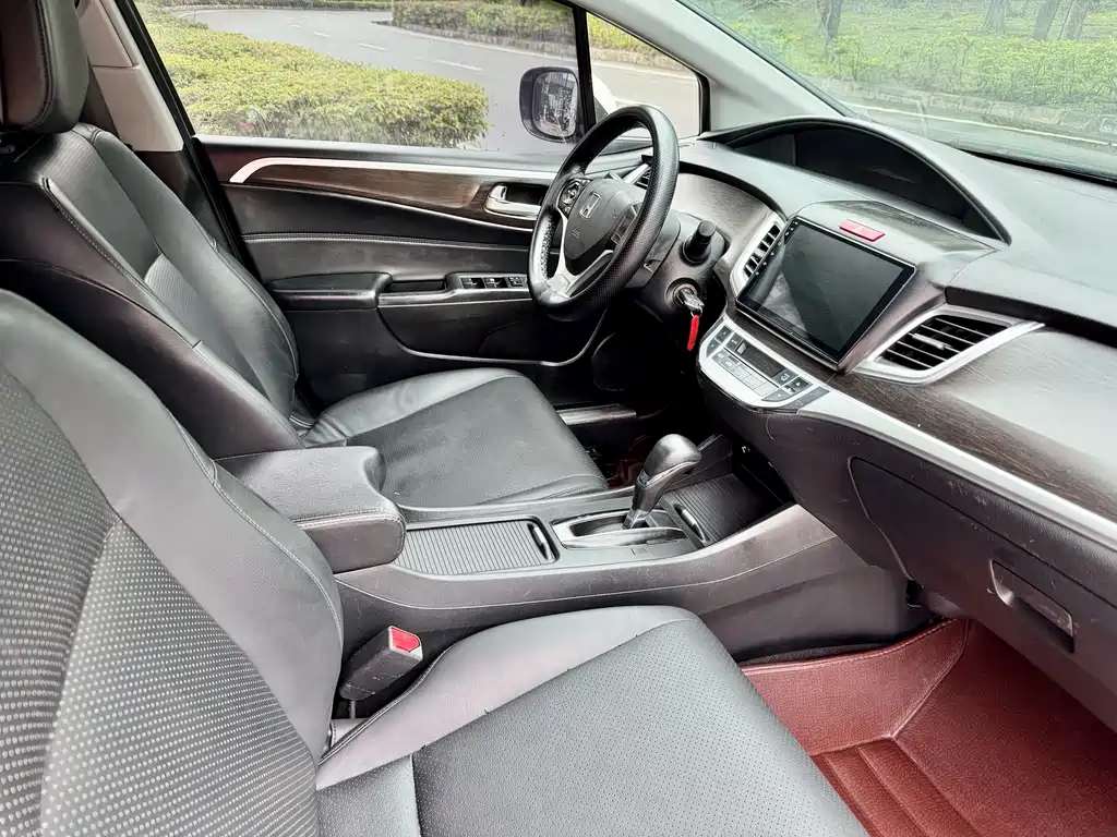 Honda Jade 2014 — фото 10