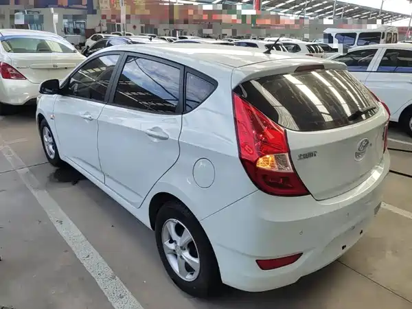 Hyundai Rui Yi 2014