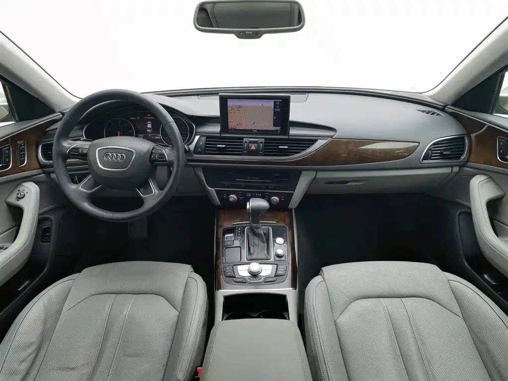 Audi A6L 2012