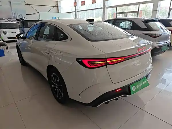 BYD Seal 06 2025