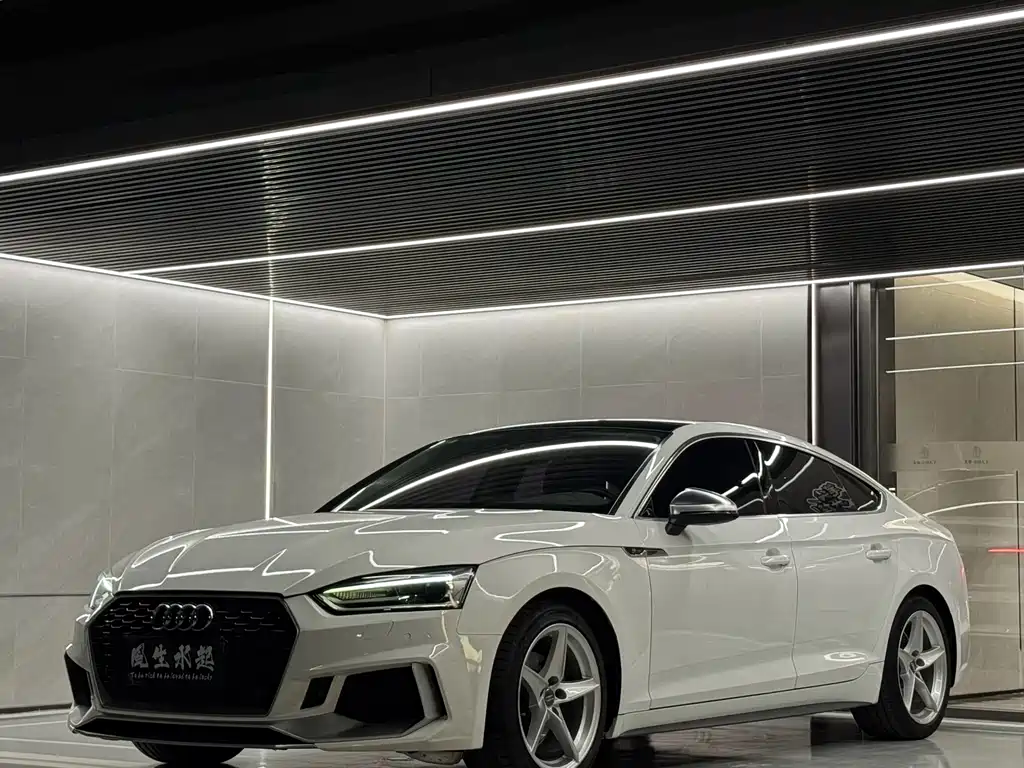 Audi A5 2017 — фото 1