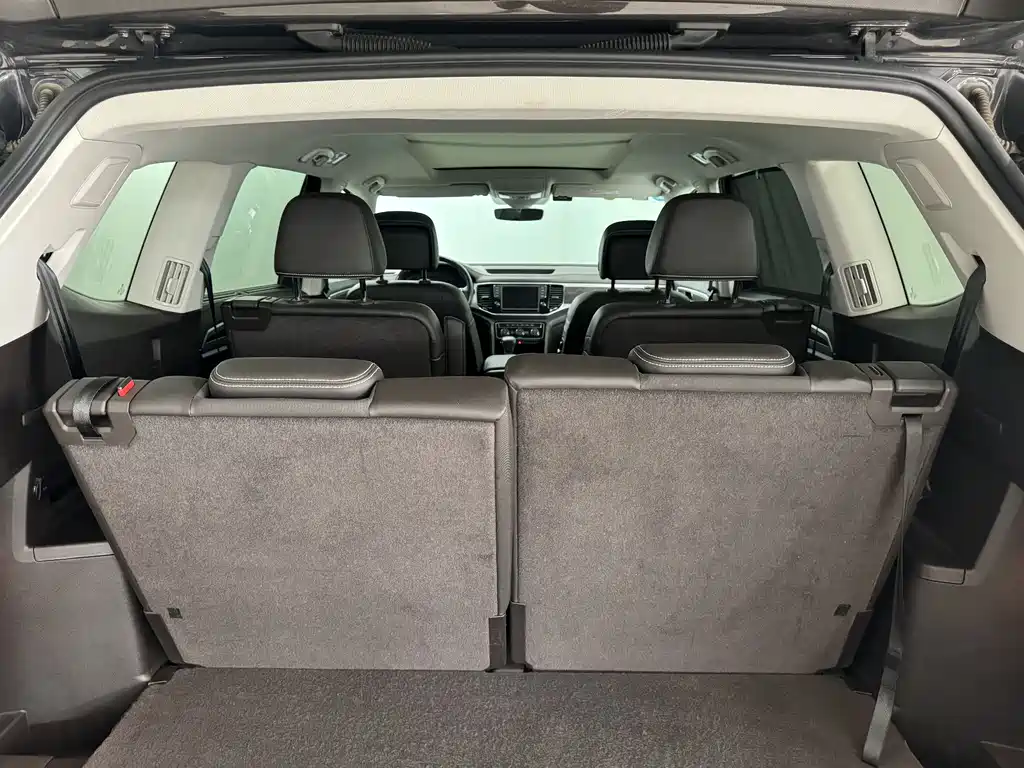 Volkswagen Teramont 2017 — фото 17