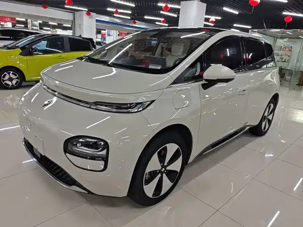 Baojun Yunduo 2023