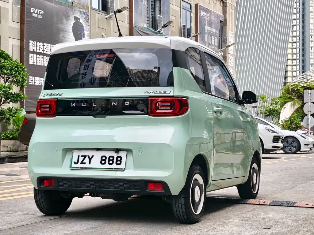 Wuling MINIEV 2021
