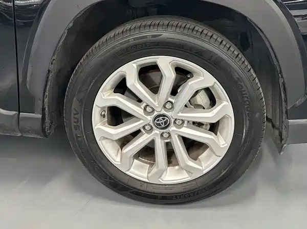 Toyota Frontlander 2023
