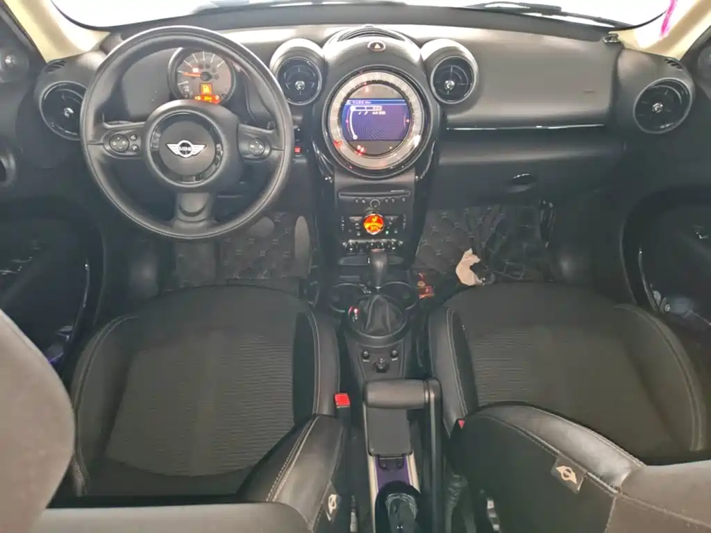 MINI Countryman 2015 — фото 16